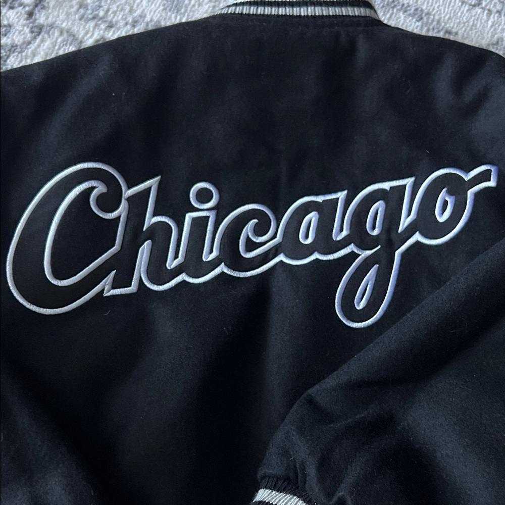 Genuine Merchandise Chicago White Sox Reversible Jacket. - Picture 5 of 7